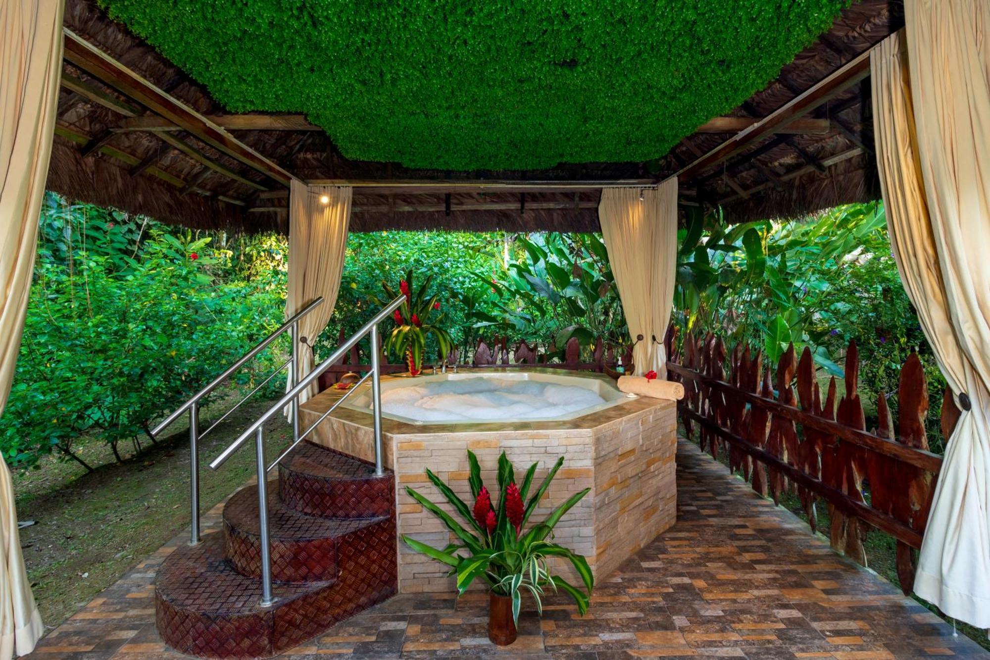 La Selva Eco-Lodge & Retreat Providencia Exterior foto